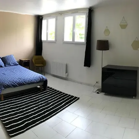 Les De La Mare Nyaraló Saint-Manvieu-Norrey