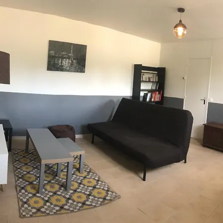 Holiday home Les De La Mare