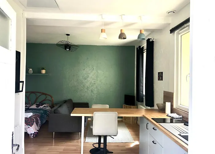 Holiday home Les De La Mare *